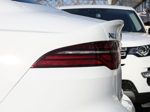 20202.0T 200PS MȡŰ ^