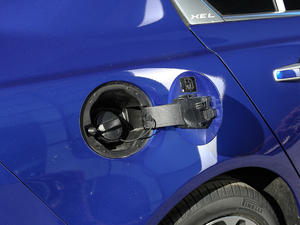 20202.0T 200PS M(jn)ȡ\(yn)Ӱ w