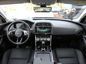 2020款2.0T 250PS 科技优雅版 内饰全景
