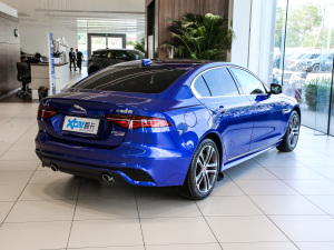 2020款2.0T 200PS 进取优雅版 整体外观