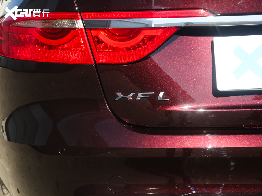 2020ݱXFL P200 򌾫Ӣ