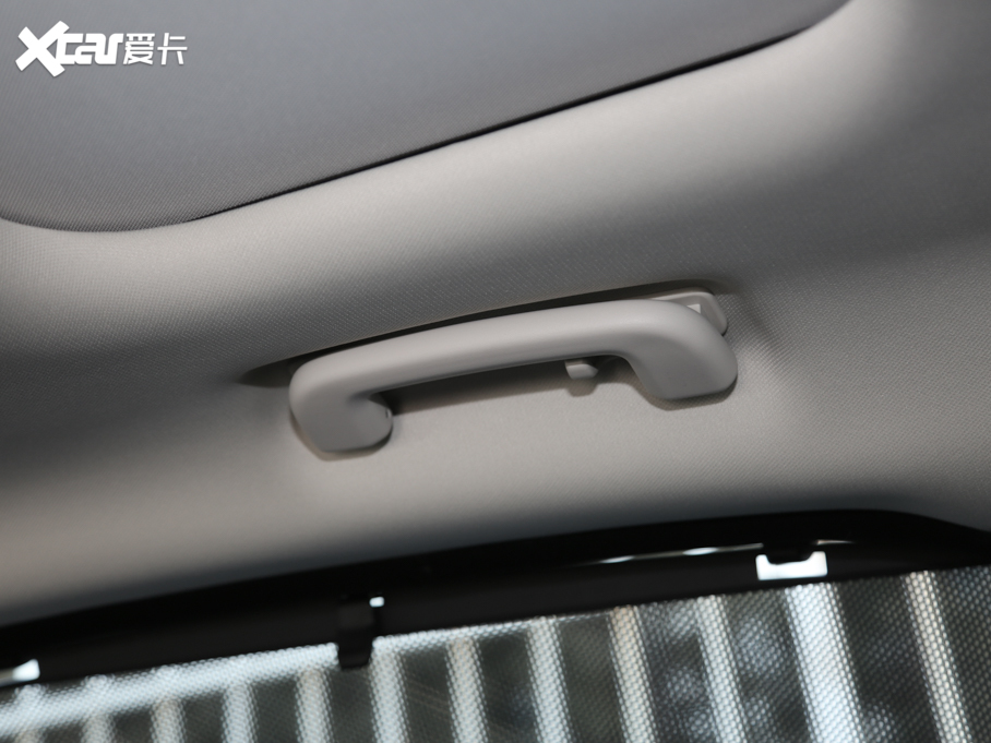 2020ݱXFL P200 򌾫Ӣ