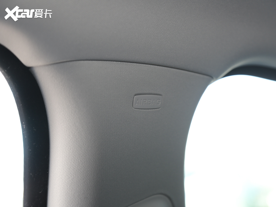 2020ݱXFL P200 򌾫Ӣ