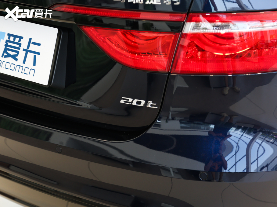 2020ݱXFL P200 (q)ِ