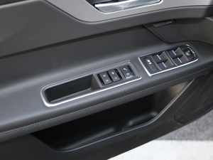 2020P200 򌾫Ӣ п؅^