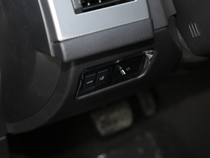 2020P200 򌾫Ӣ п؅^