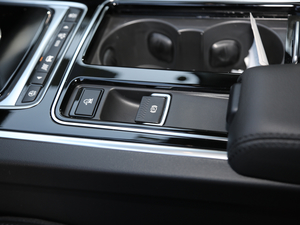 2020P200 (q)Ӣ v܇Ƅ