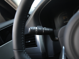 2020P200 򌾫Ӣ п؅^