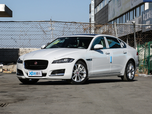 2020款P250 两驱豪华版 左前45度