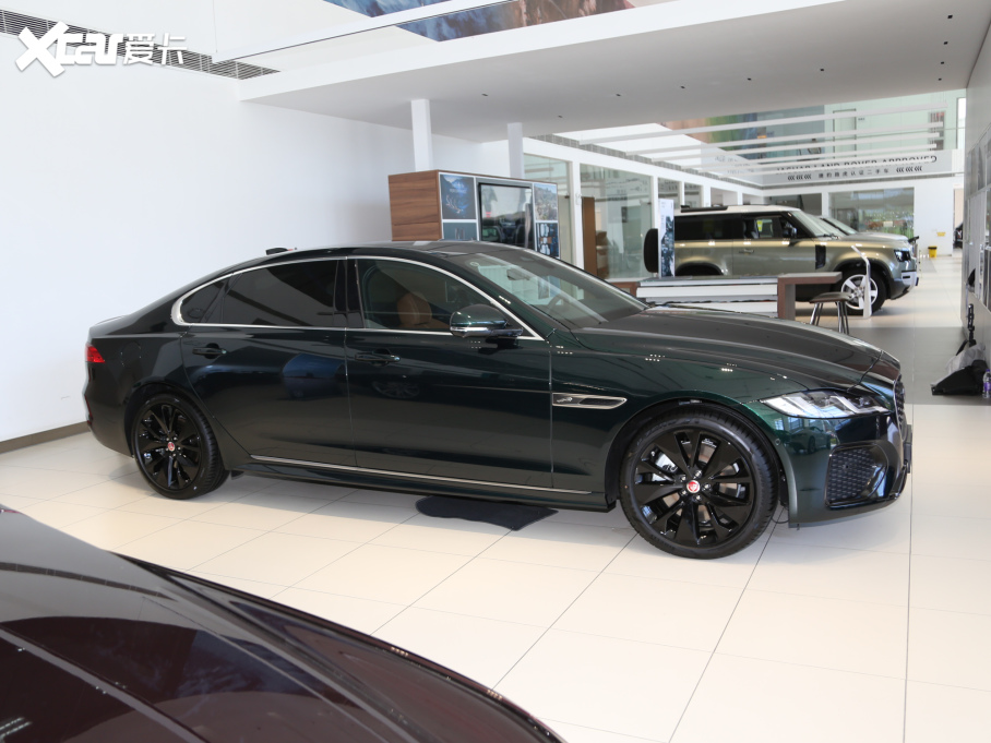 2021ݱXFL 2.0T P300 Ş\Ӱ