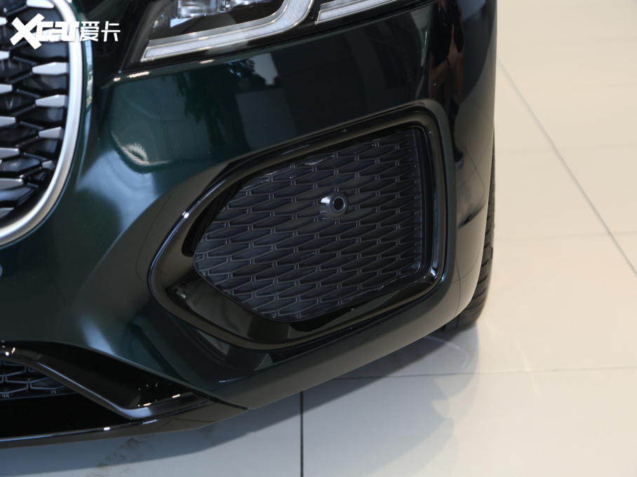 2021ݱXFL 2.0T P300 (q)Ş\(yn)(dng)