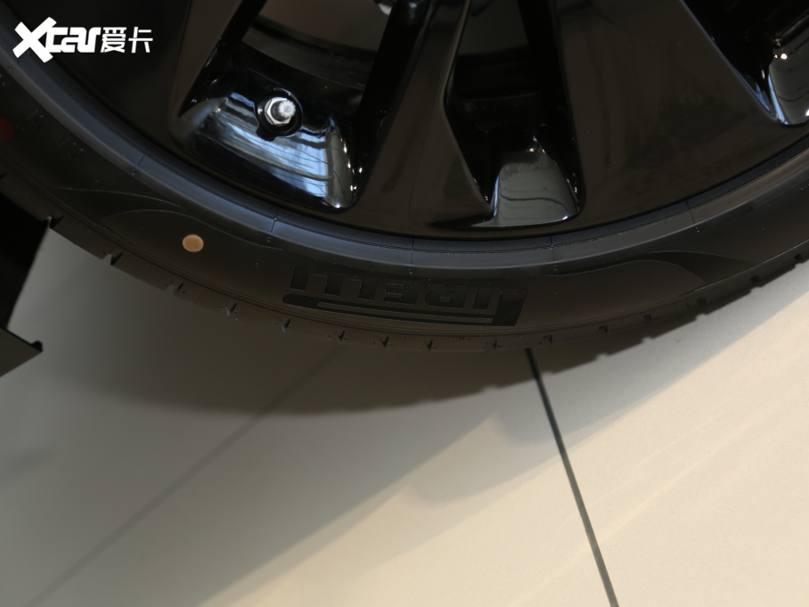 2021ݱXFL 2.0T P300 Ş\Ӱ