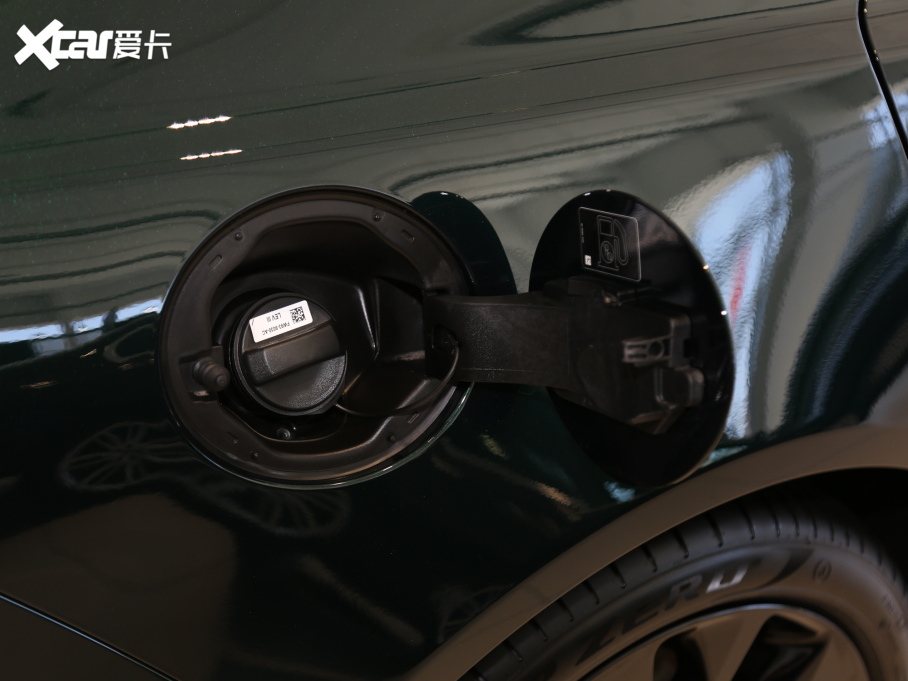 2021ݱXFL 2.0T P300 (q)Ş\(yn)(dng)