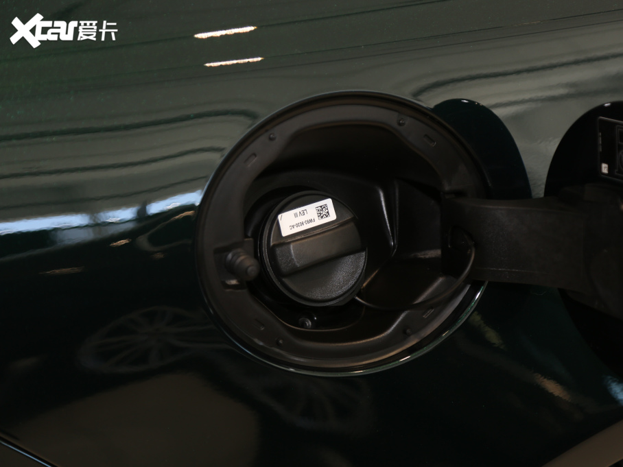 2021ݱXFL 2.0T P300 (q)Ş\(yn)(dng)