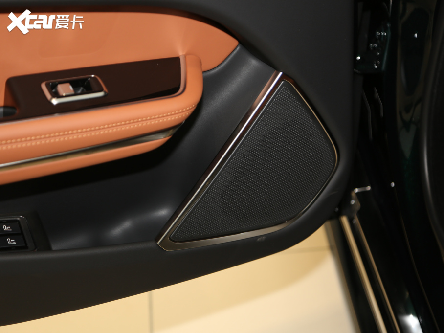 2021ݱXFL 2.0T P300 (q)Ş\(yn)(dng)