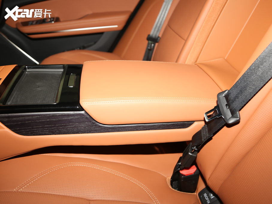 2021ݱXFL 2.0T P300 Ş\Ӱ