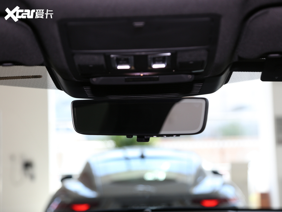 2021ݱXFL 2.0T P300 Ş\Ӱ