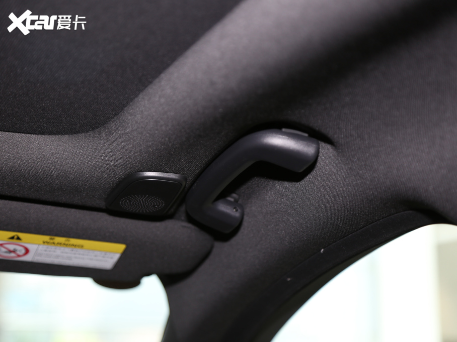 2021ݱXFL 2.0T P300 Ş\Ӱ