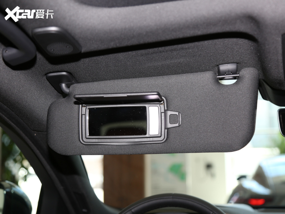 2021ݱXFL 2.0T P300 Ş\Ӱ