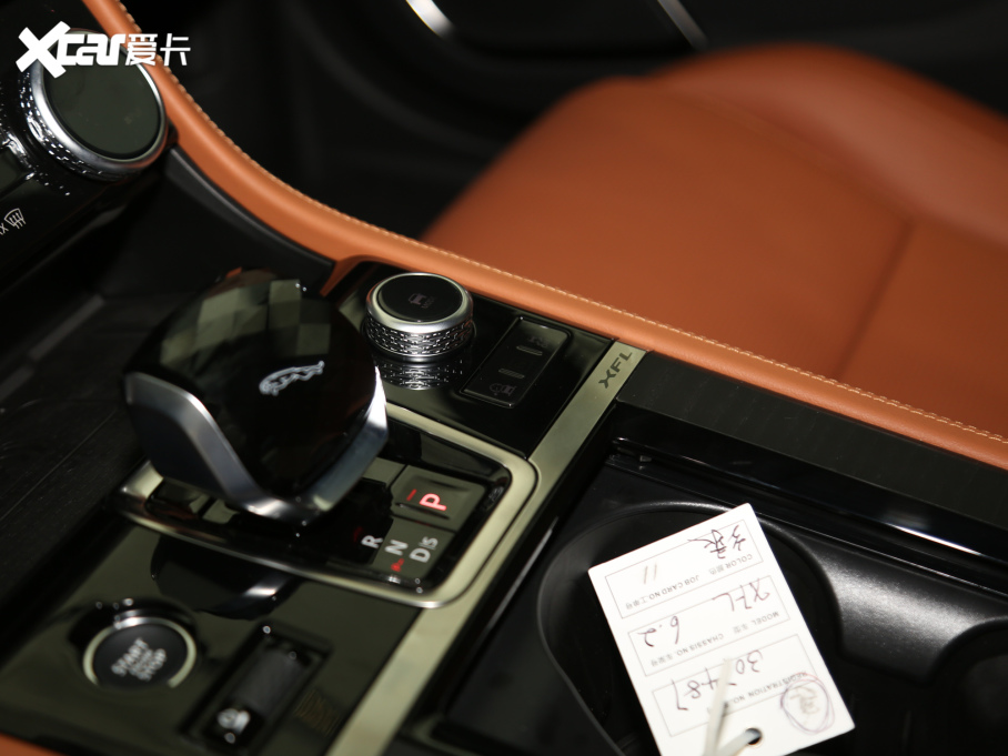 2021ݱXFL 2.0T P300 Ş\Ӱ