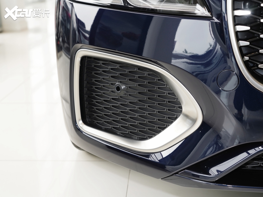 2021ݱXFL 2.0T P250 (q)A