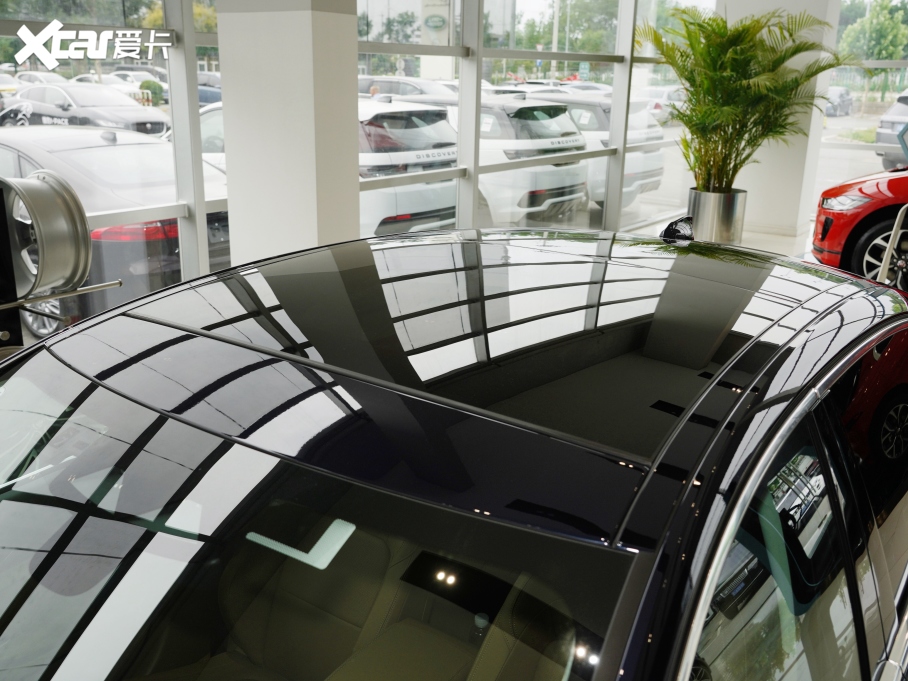 2021ݱXFL 2.0T P250 (q)A