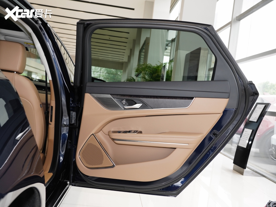 2021ݱXFL 2.0T P250 A