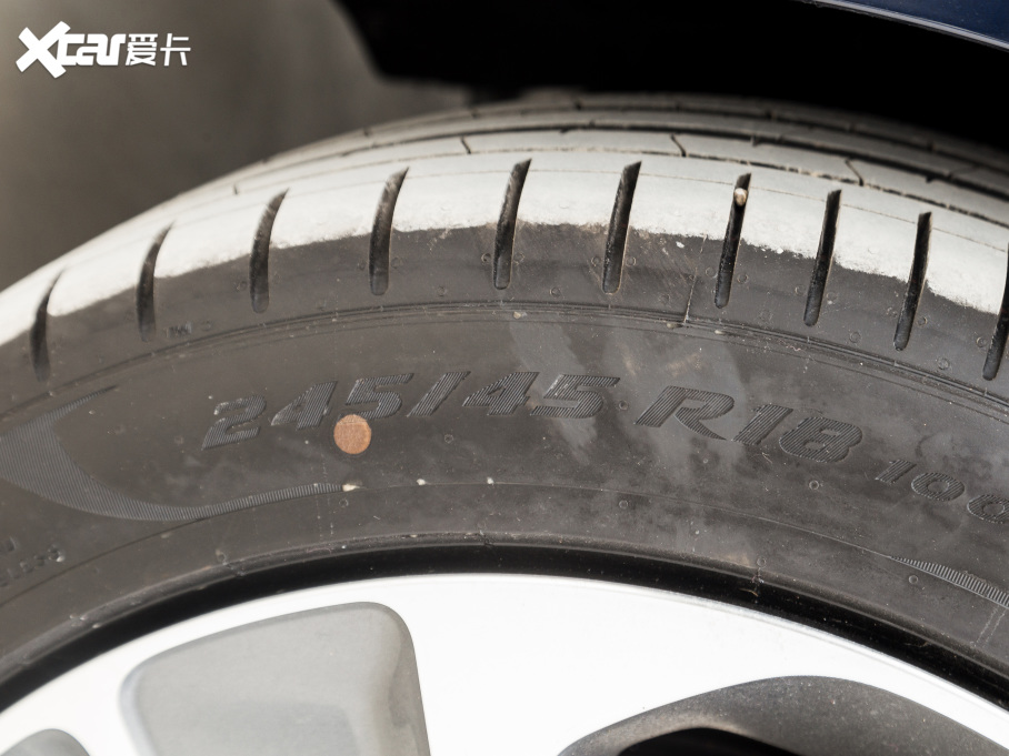 2021ݱXFL 2.0T P200 򌾫ӢA