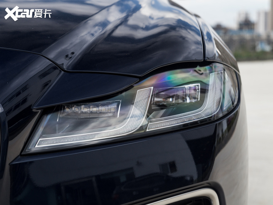 2021ݱXFL 2.0T P200 򌾫ӢA