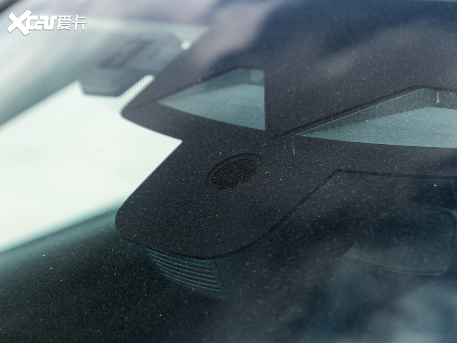 2021ݱXFL 2.0T P200 򌾫ӢA