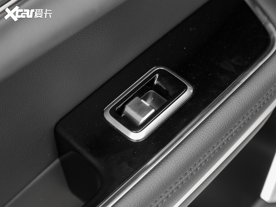 2021ݱXFL 2.0T P200 (q)ӢA