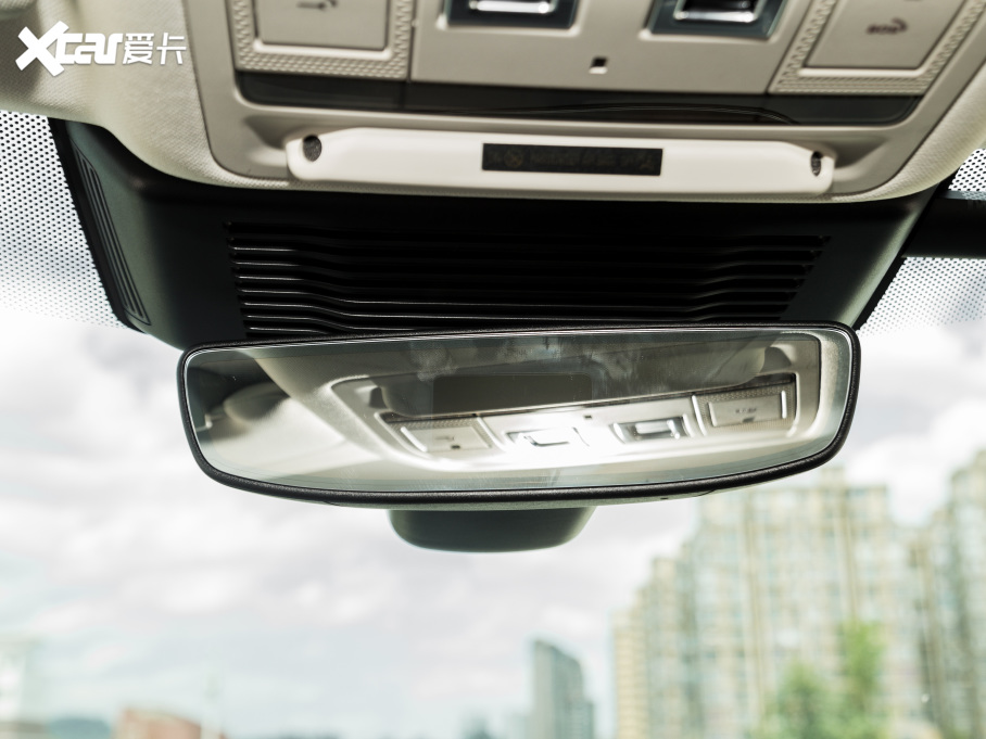 2021ݱXFL 2.0T P200 򌾫ӢA