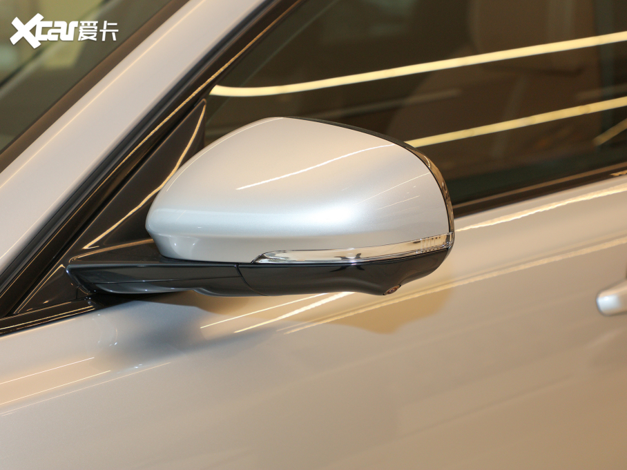 2021ݱXFL 2.0T P250 ׺\Ӱ