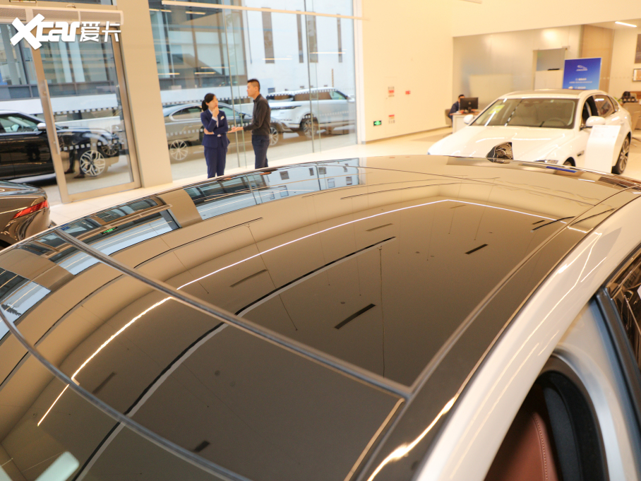 2021ݱXFL 2.0T P250 ׺\Ӱ