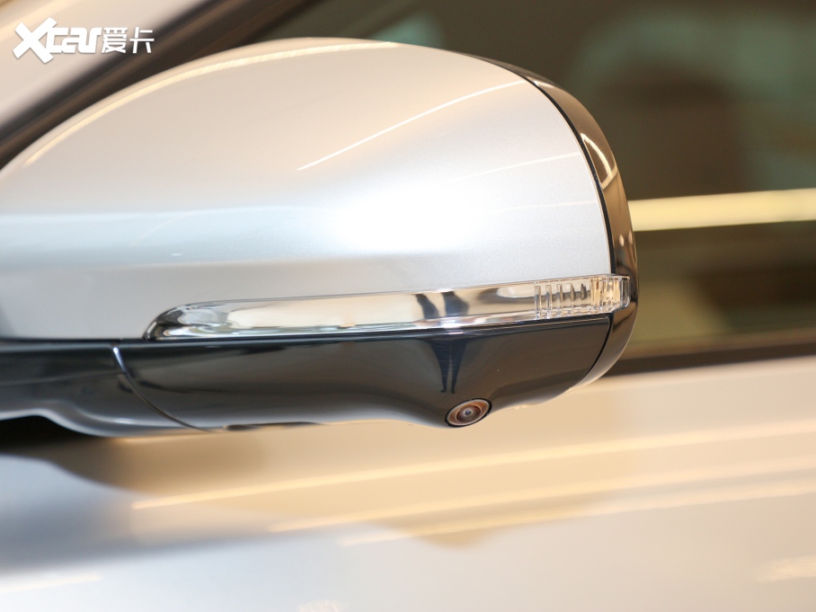 2021ݱXFL 2.0T P250 ׺\Ӱ