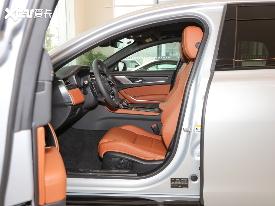 2021ݱXFL 2.0T P250 ׺\Ӱ