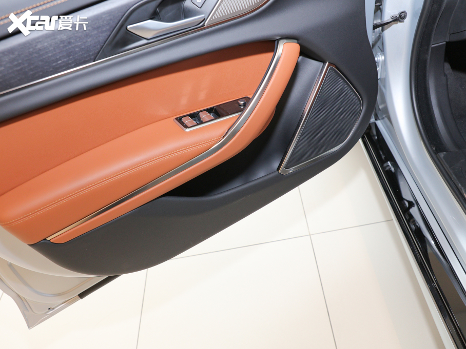 2021ݱXFL 2.0T P250 (q)׺\(yn)Ӱ