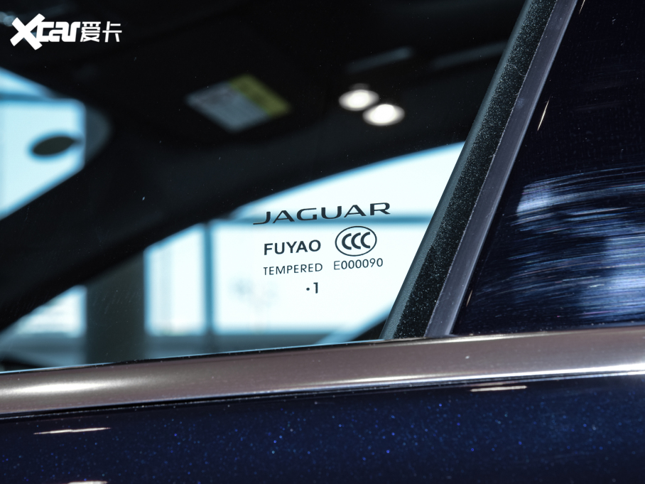 2021ݱXFL 2.0T P250 򌾫Ӣ\Ӱ