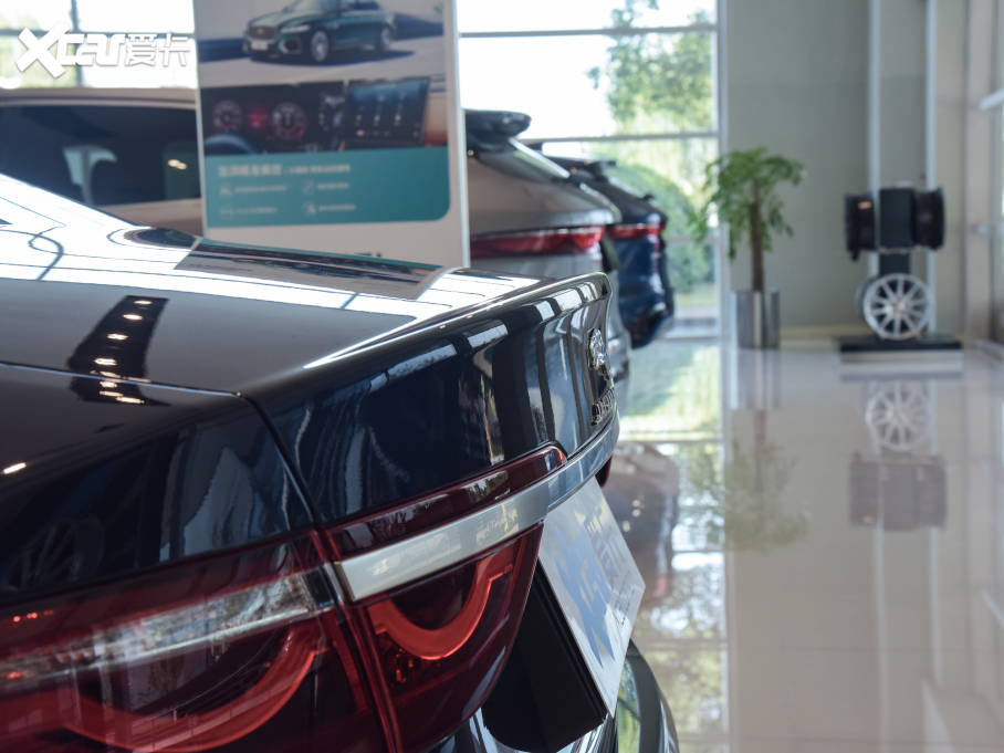 2021ݱXFL 2.0T P250 (q)Ӣ\(yn)(dng)