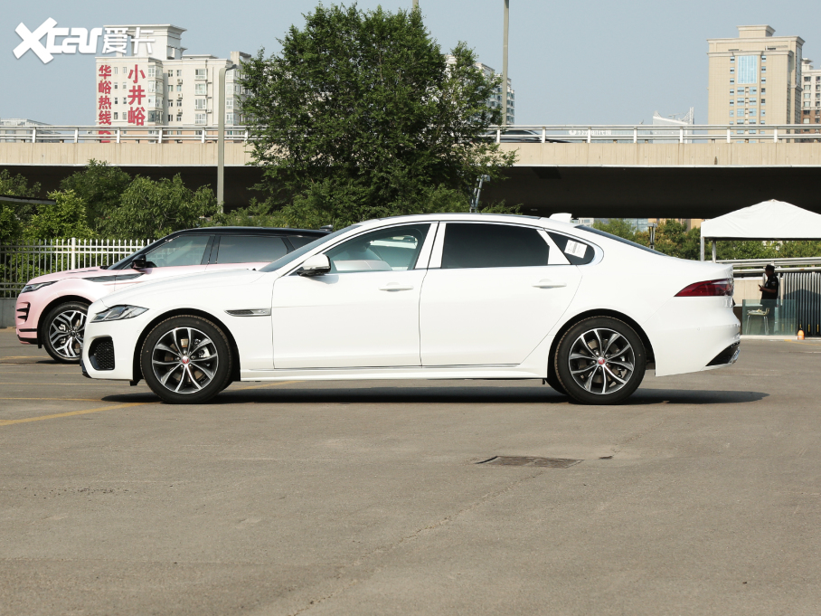 2022ݱXFL 2.0T P250 (q)Ӣ\(yn)(dng)