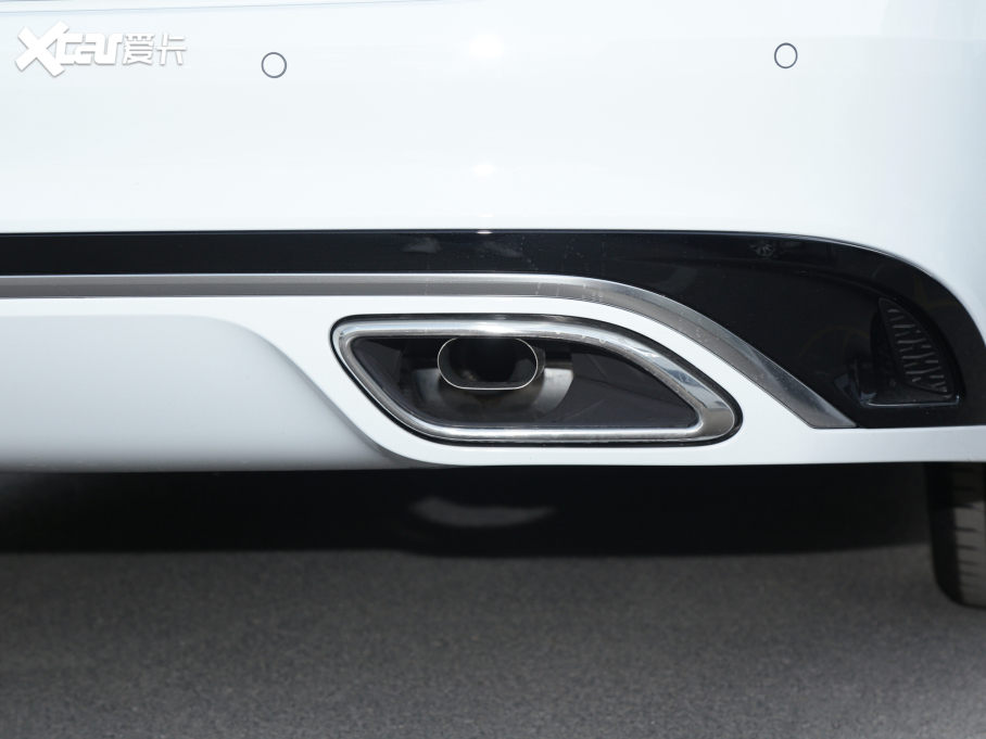 2022ݱXFL 2.0T P250 (q)Ӣ\(yn)Ӱ