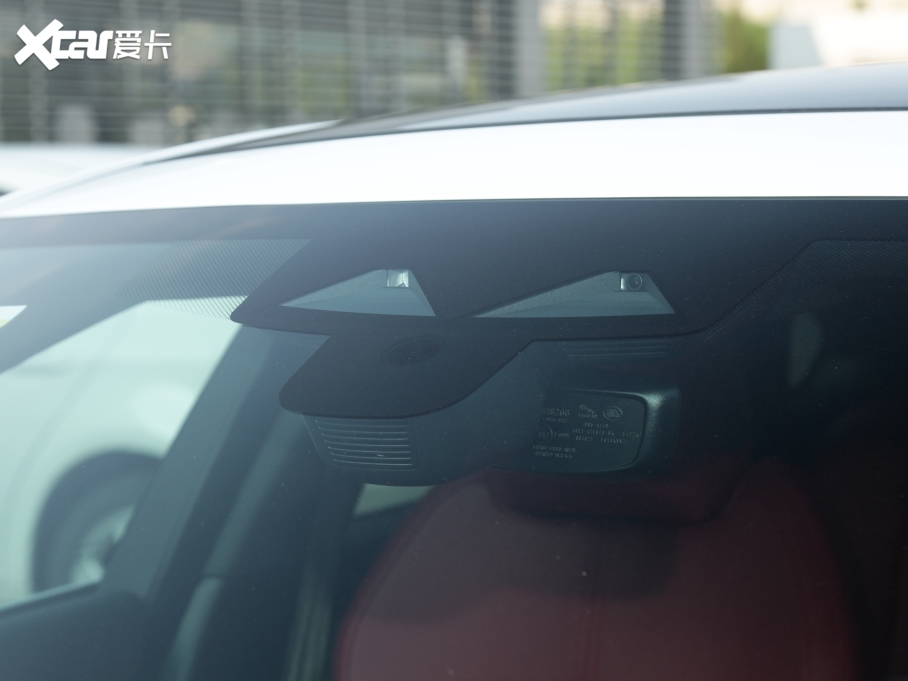 2022ݱXFL 2.0T P250 (q)Ӣ\Ӱ