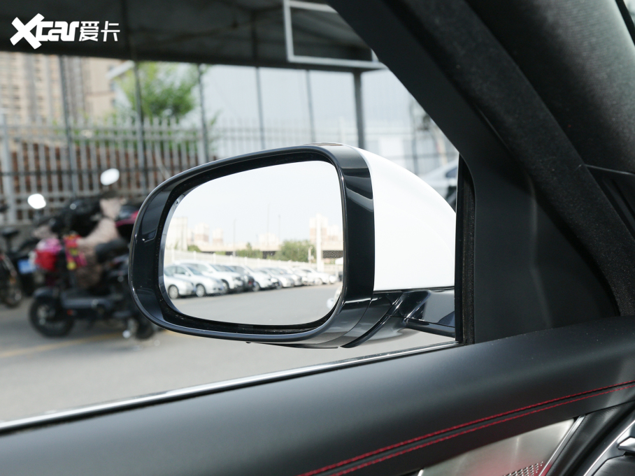 2022ݱXFL 2.0T P250 򌾫Ӣ\Ӱ