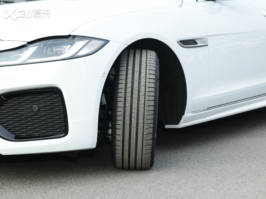 2022ݱXFL 2.0T P250 򌾫Ӣ\Ӱ