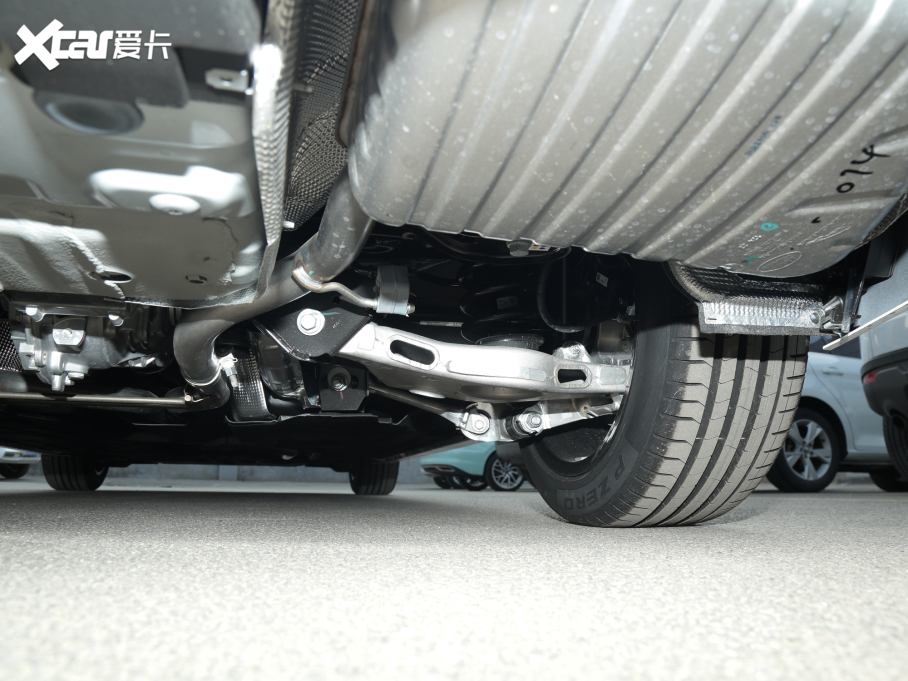 2022ݱXFL 2.0T P250 򌾫Ӣ\Ӱ