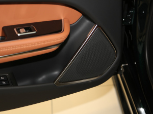 20212.0T P300 Ş\Ӱ g