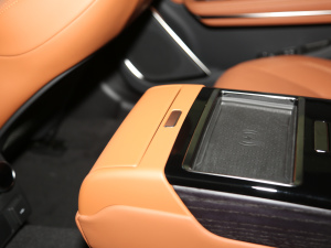 20212.0T P300 Ş\Ӱ g