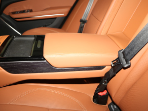 20212.0T P300 Ş\Ӱ g