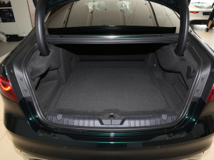 20212.0T P300 Ş\Ӱ g