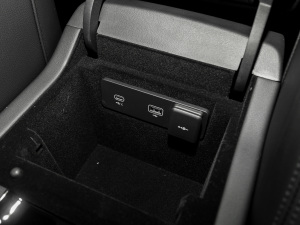 20212.0T P200 򌾫ӢA g